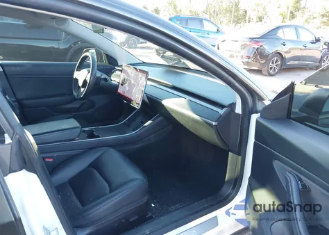 2020 Tesla Model 3 Performance Dual Motor All-Wheel Drive z USA, uszkodzony, nr VIN 5YJ3E1EC3LF641222